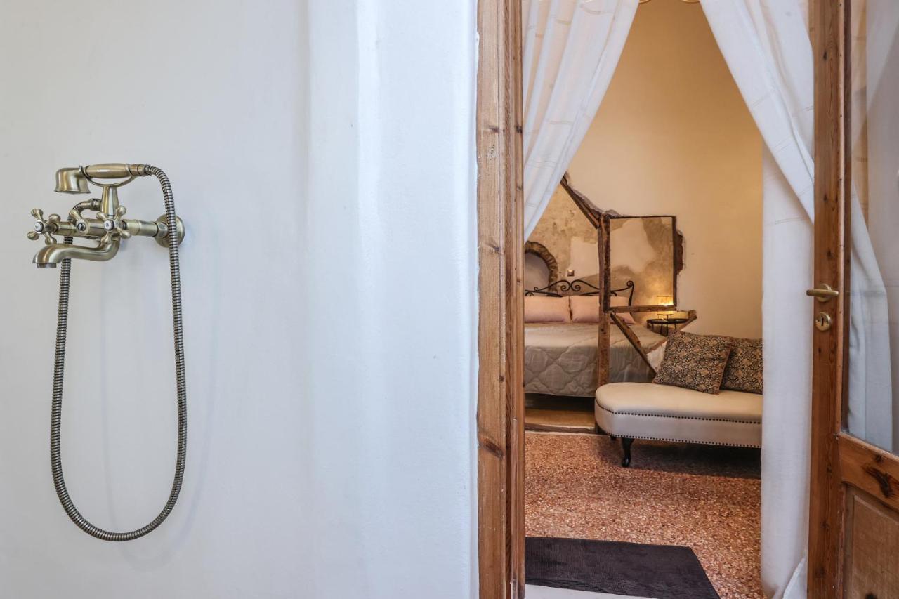 Апартаменты Sikate Hospitality Mykonos Town Экстерьер фото